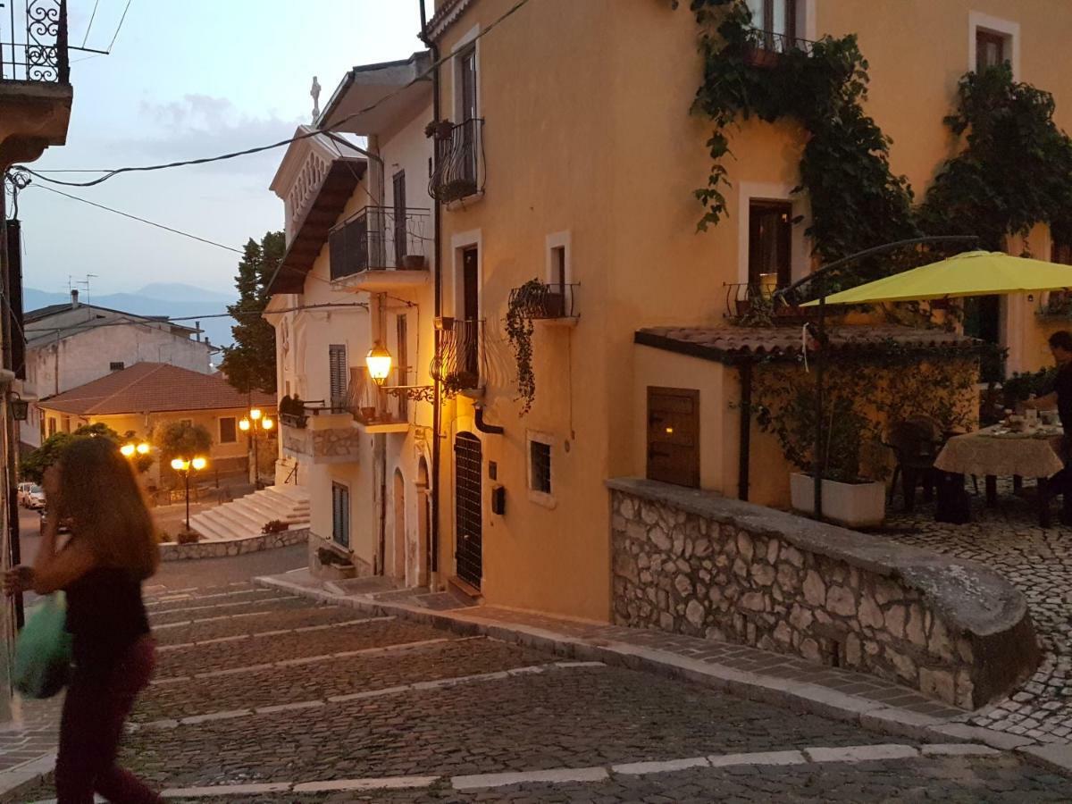 Villa Scaccia Pensieri Cerchio Exterior foto
