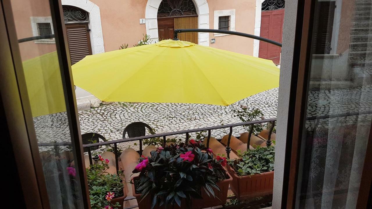 Villa Scaccia Pensieri Cerchio Exterior foto